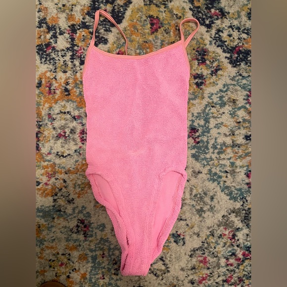 Hunza G Pamela one-piece suit in bubblegum pink - Picture 3 of 3